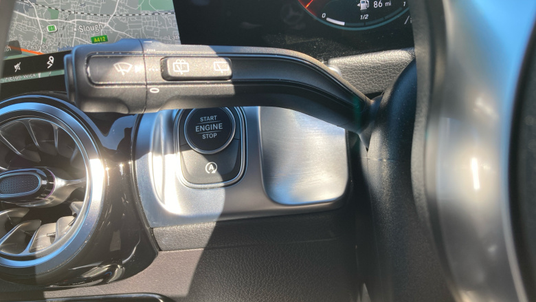 Mercedes-Benz GLB 200 AMG Line Premium 5dr 7G-Tronic Petrol Estate